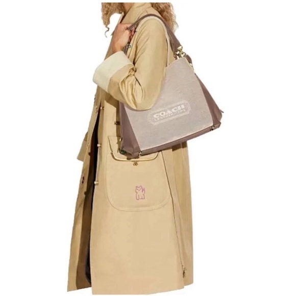NWT Coach’s Badge Jacquard Dalton 31 Shoulder Bag Chalk Taupe - Picture 7 of 13
